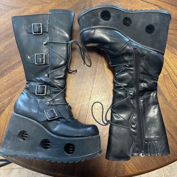 Vintage Hot Topic Goth Boots Platform Old School Size 7 Tall Buckles Springs - Picture 1 of 10